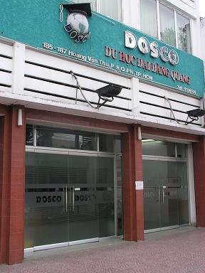 Hai học sinh của Công ty DOSCO được nhận học bổng 50% và 25%